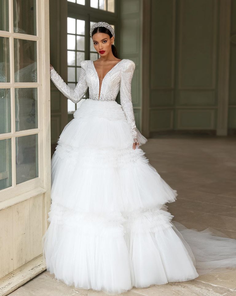 Brudekjoler med lange ærmer klassiske brudekjoler stor brudekjole