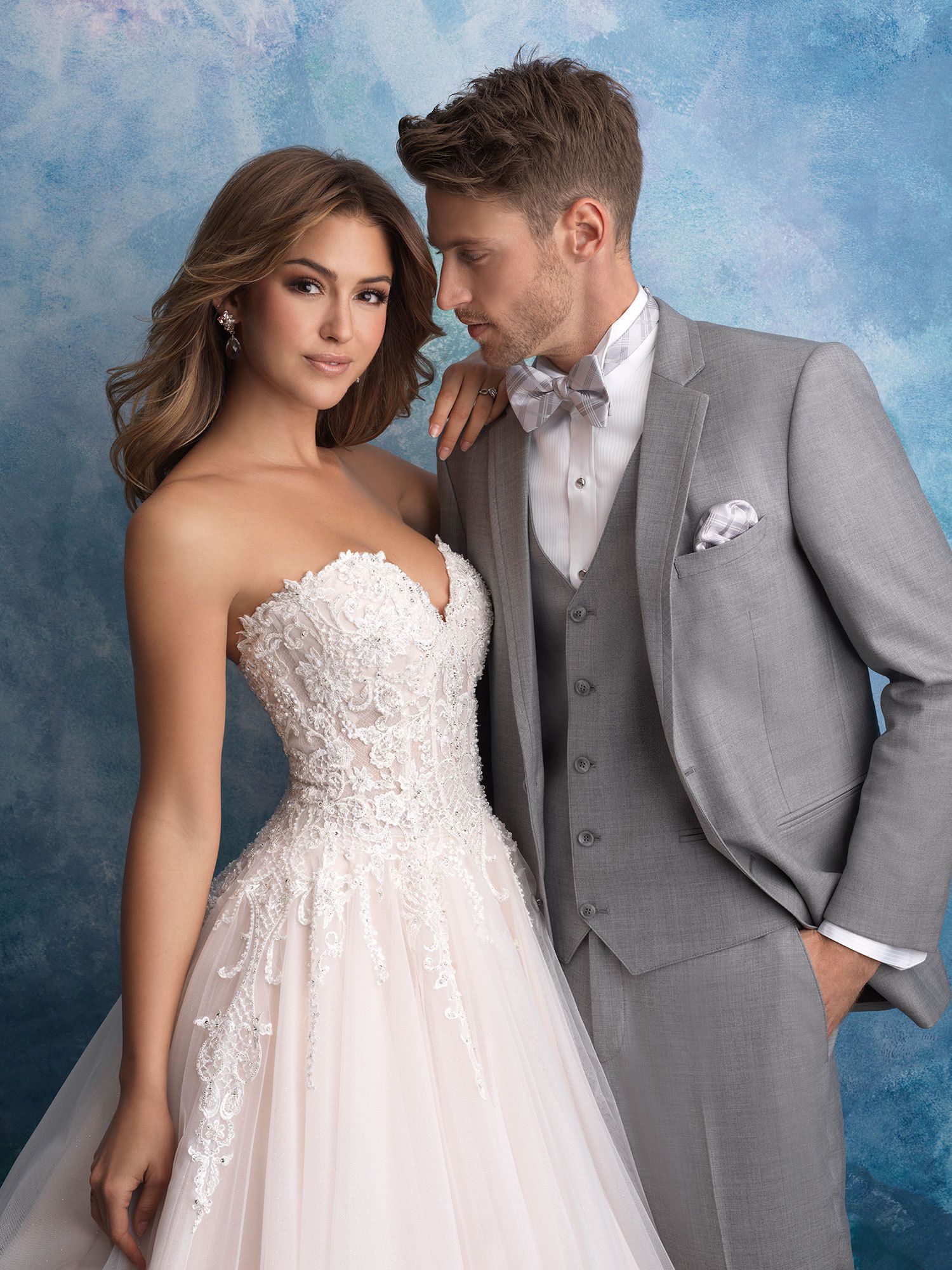 Brudekjole a line med tyl 