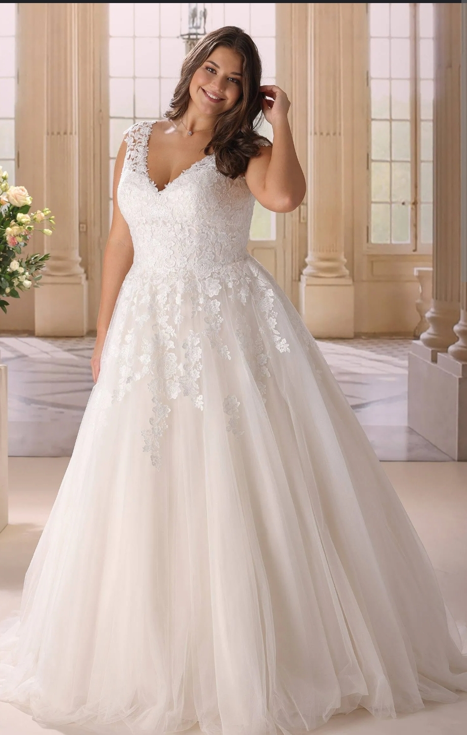 Brudekjolen I plussize med tyl butik i Herlev