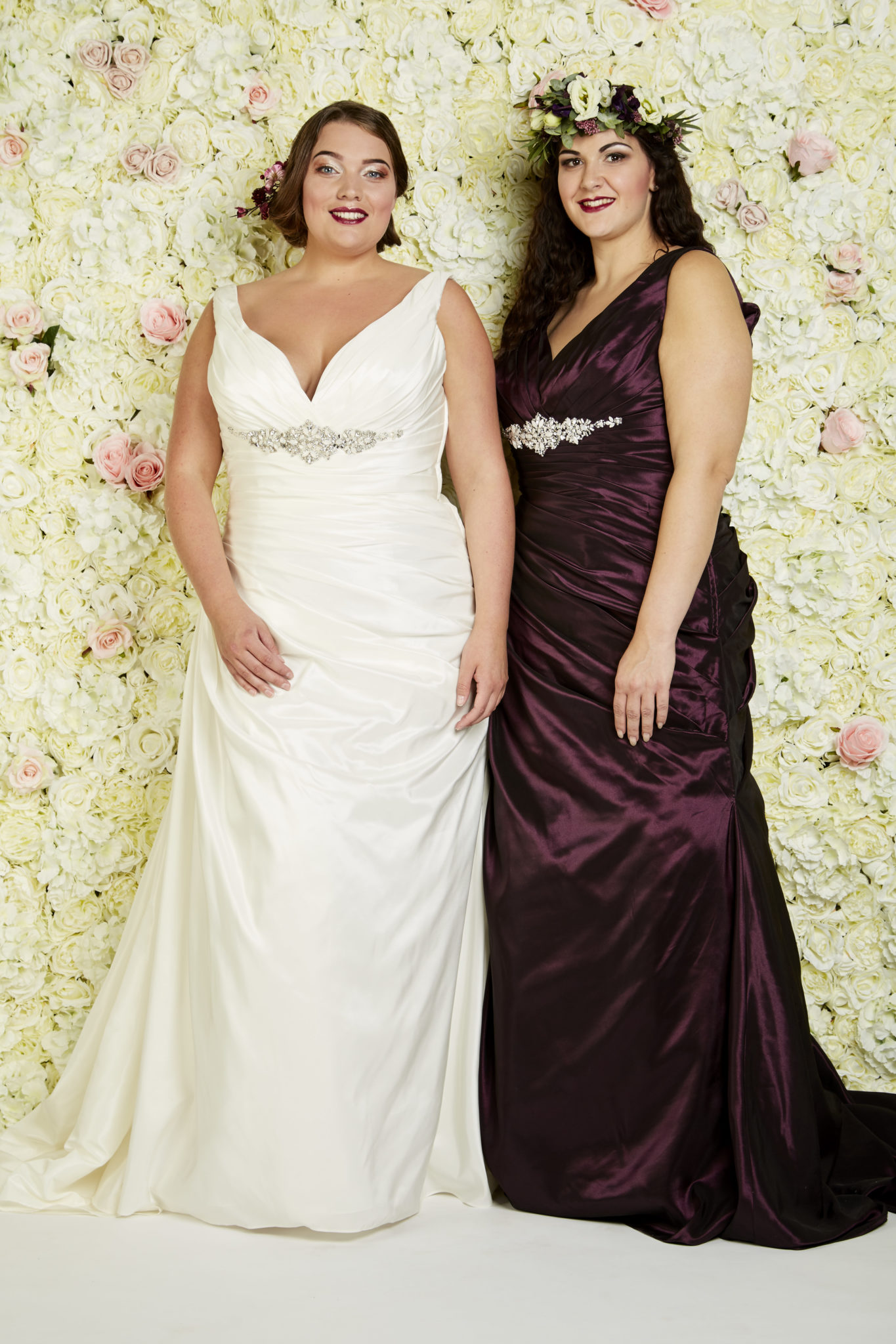 Flot strop brudekjole i stor størrelse 50