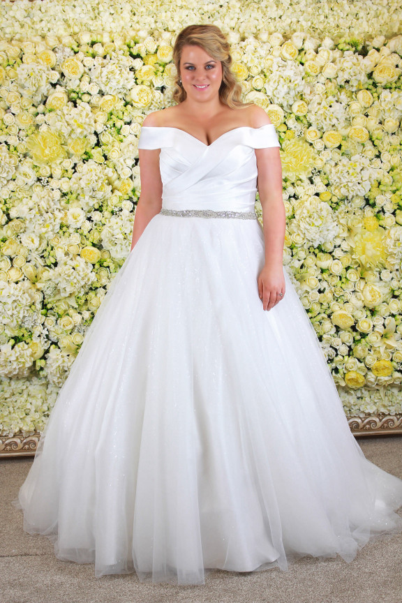 Silke brudekjole med lommer