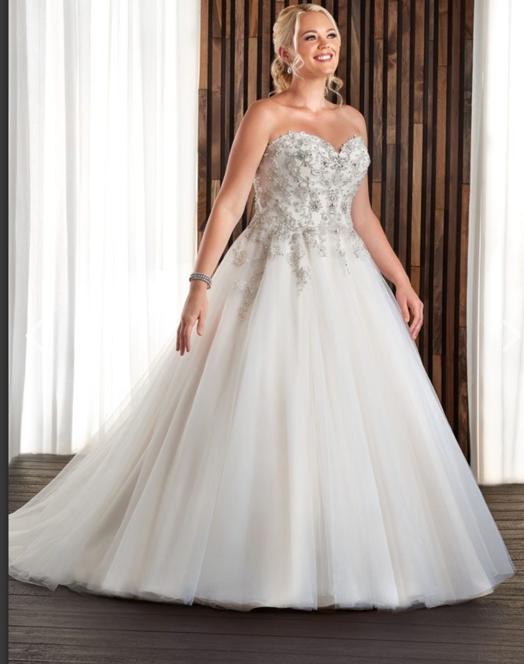 Plus size brudekjoler Malina