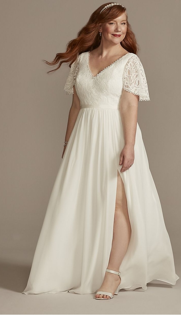 Brudekjole med blonde i store størrelser  let fald 