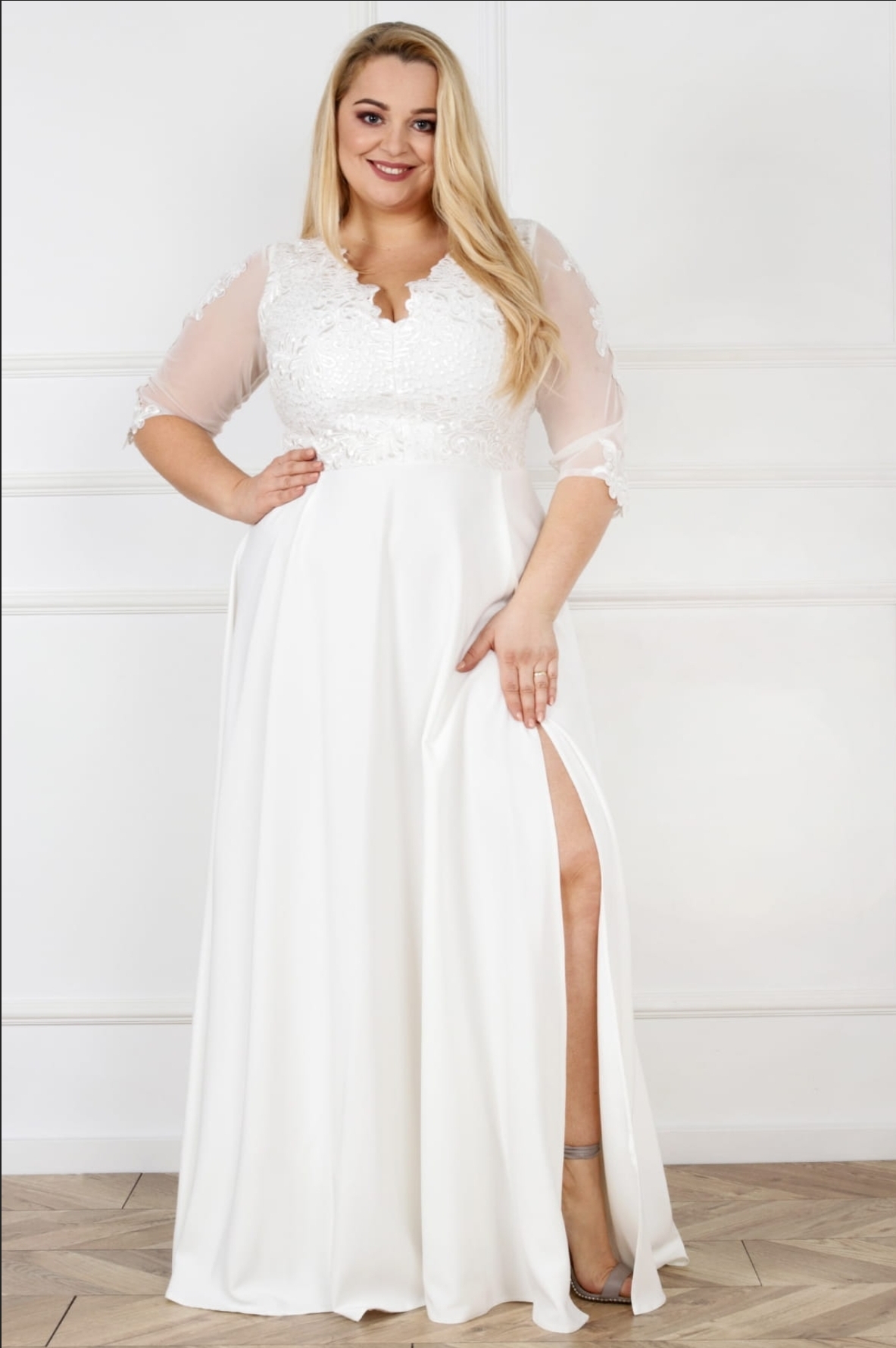  Bosca brudekjole med lange ærmer i stor størrelse 