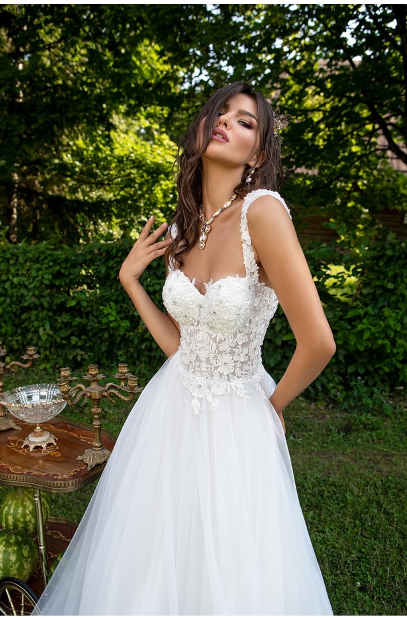 Incanto brudekjole med strop hvid