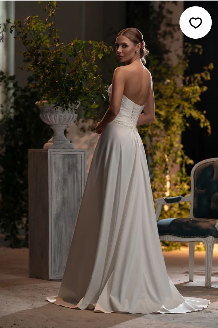 Arle brudekjole glat skørt