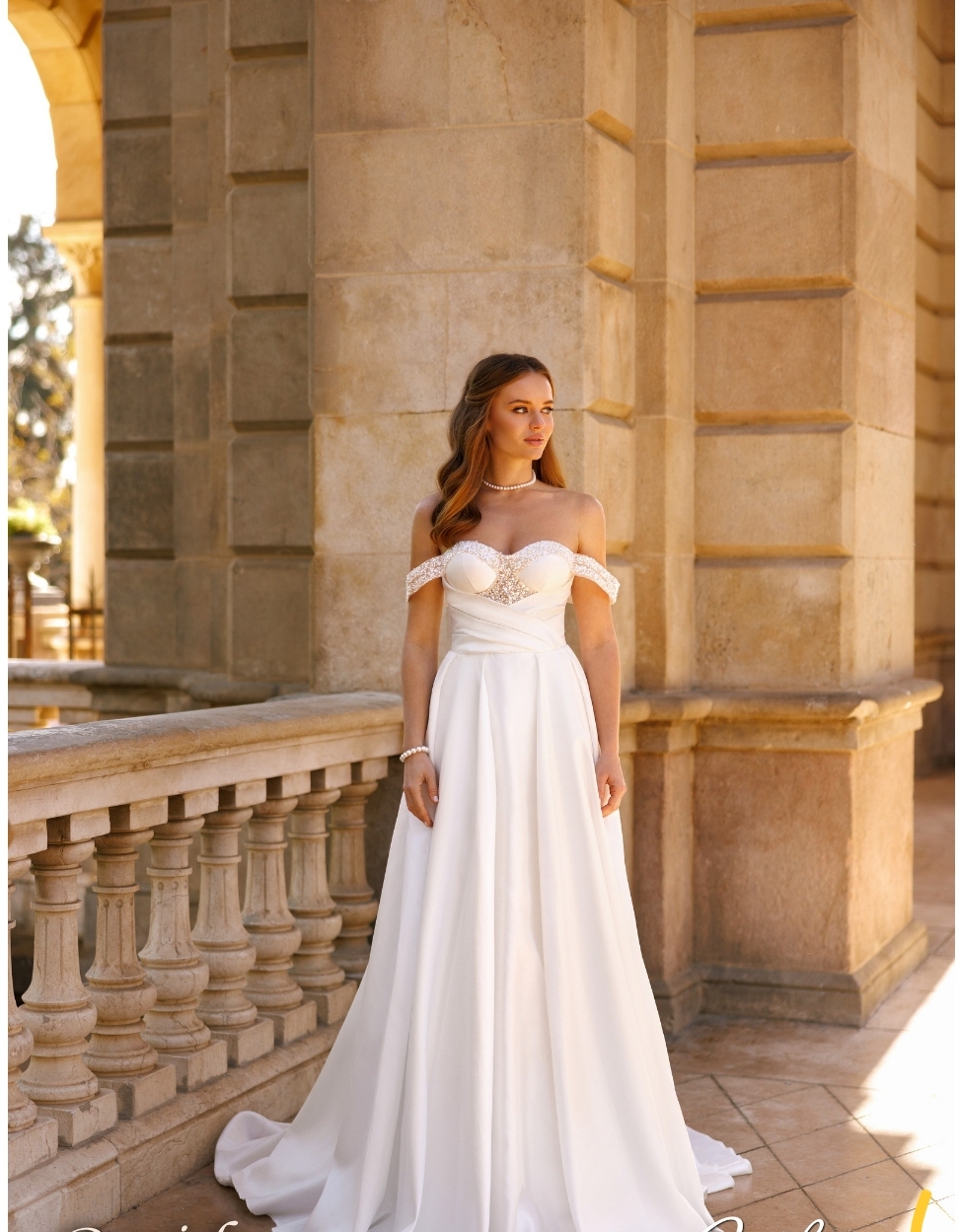 Klassisk brudekjole med ærme