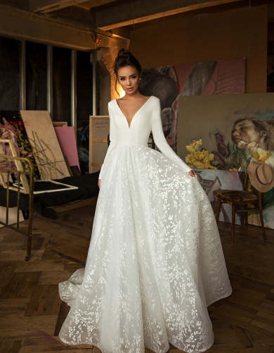 Bonny med lange ærmer og skørt