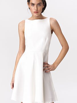 Kort hvid brudekjole 