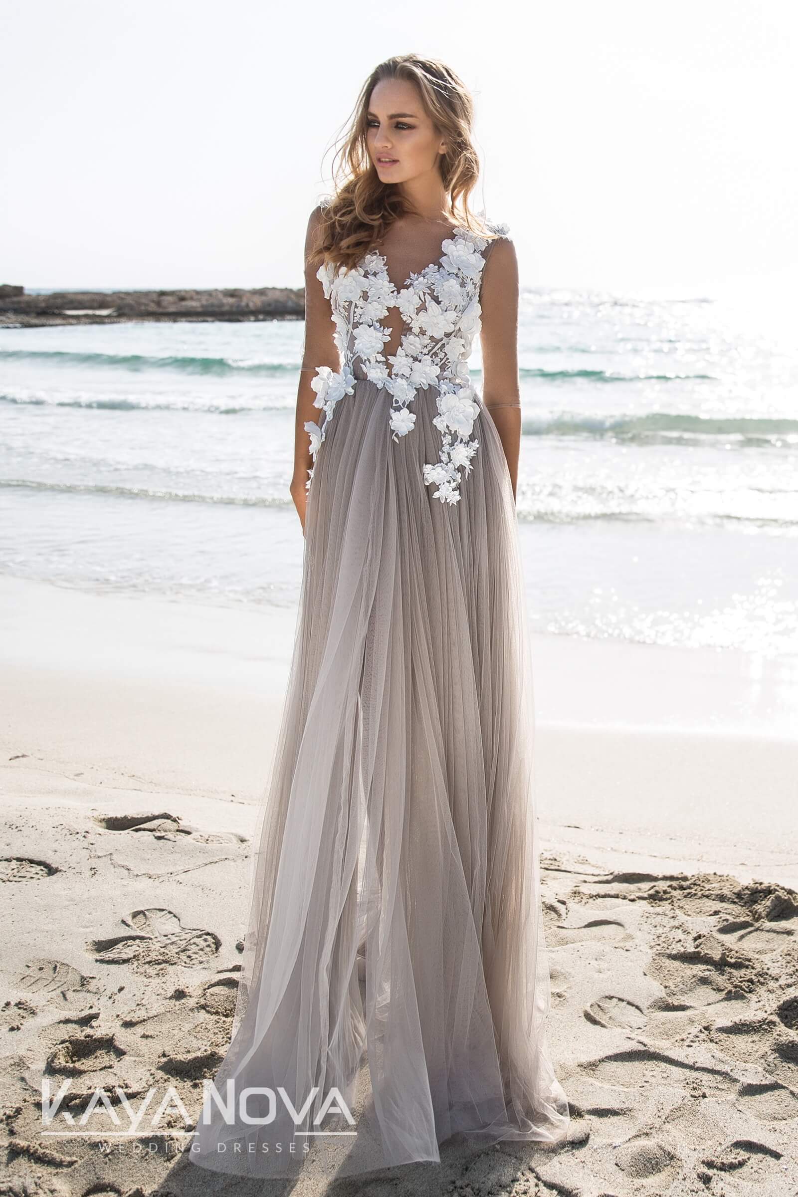 Brudekjole til gravide med blonder og blomster udsalg