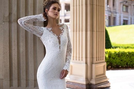 Brudekjole Mary med blonder åben ryg l